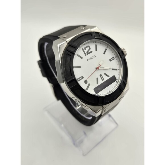 GUESS Connect Mens Analog/Digital C0001G4 Smartwatch. - Picture 2 of 6